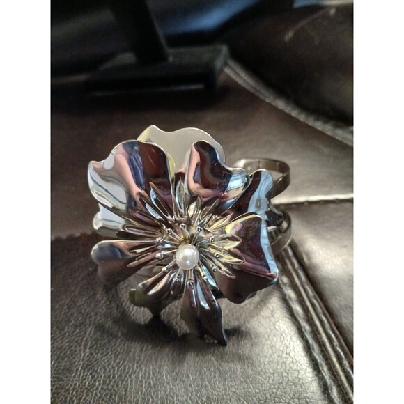 Bohemian BOHO Silver Flower Adjustable Cuff Bracelet Floral - Picture 7 of 7